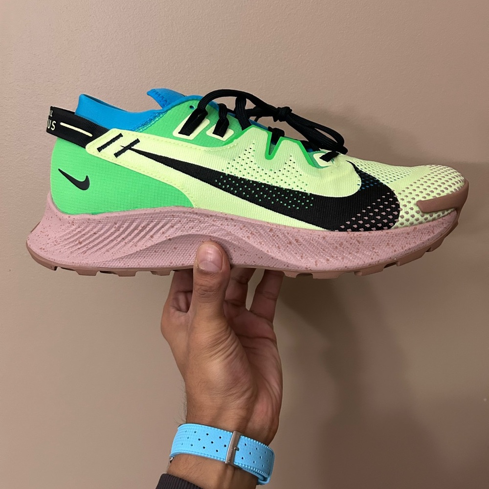Nike Pegasus Trail Sneakers
